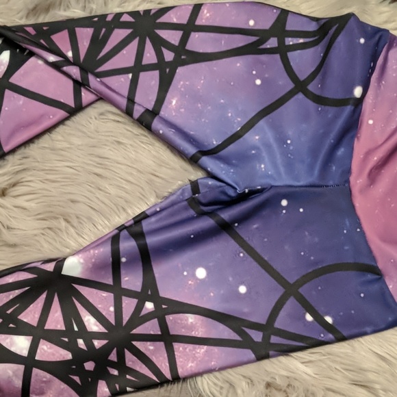 Compression Sacred Geometry Leggings High Waisted - Picture 3 of 3